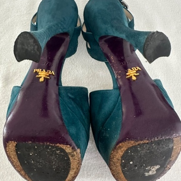 Vintage Prada suede cutout platform sandal - Picture 11 of 11